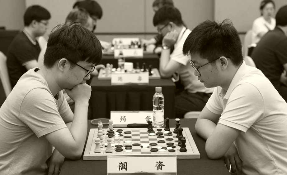 Chuỗi dữ liệu đứt gãy: vì sao một bản tin esports có thể đúng định dạng mà rỗng nội dung