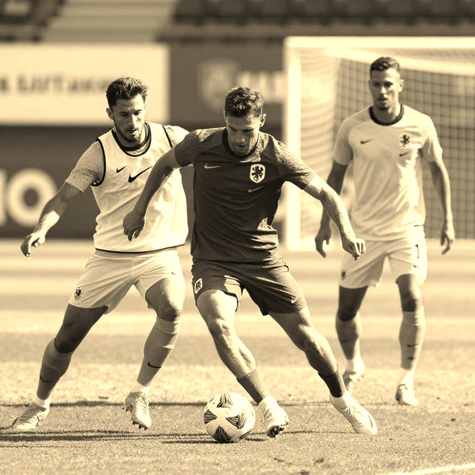 Vietnam vs Thailand: The Gap Between Two Center-Backs Aged 33 and 34, and Hoang Duc's Twelve-Meter Equation Vietnam vs Thailand: The Gap Between Two Center-Backs Aged 33 and 34, and Hoang Duc's Twelve-Meter Equation