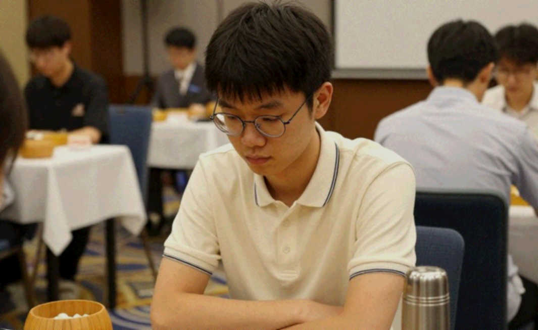 Bảng dữ liệu trống: cái bẫy 'không có rủi ro' mà làng esports Việt Nam đang tự đào