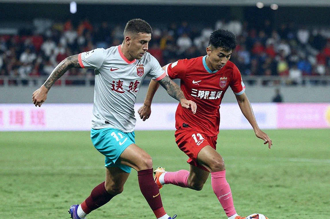 CAHN gặp Kashima Antlers: Khoảng cách 3,4 lần được xây từ lò đào tạo, không từ ví tiền