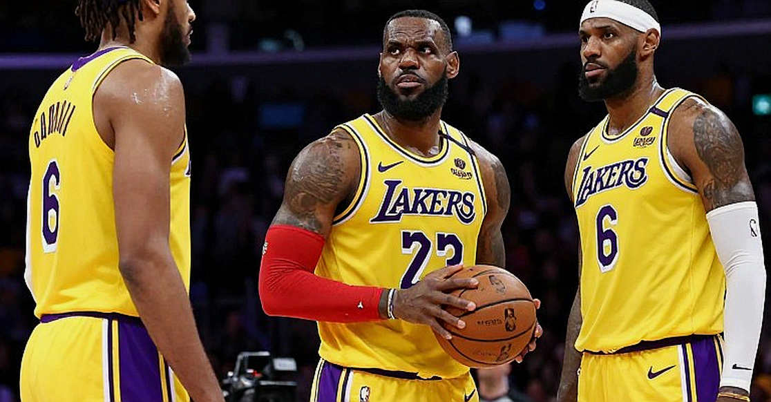 Knicks tạm dừng bán vé sau sai sót định giá: Bài toán nhu cầu hậu vô địch và giới hạn của hệ thống giá động