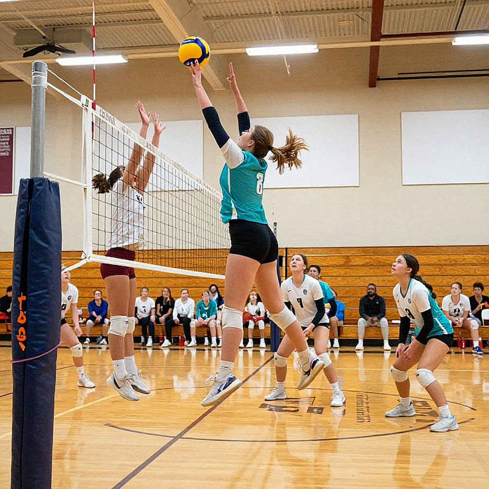 Nebraska số 1, nhưng bảng top 16 đầu tiên của NCAA đang kể một câu chuyện khác
