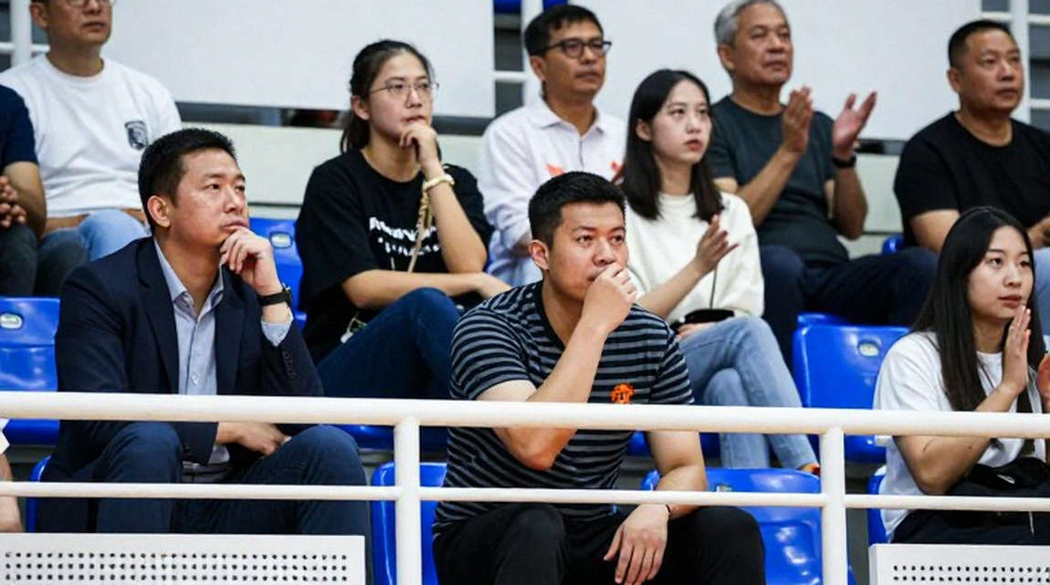 Faker, cổ tay và bài toán tuổi nghề trước thềm CKTG 2026