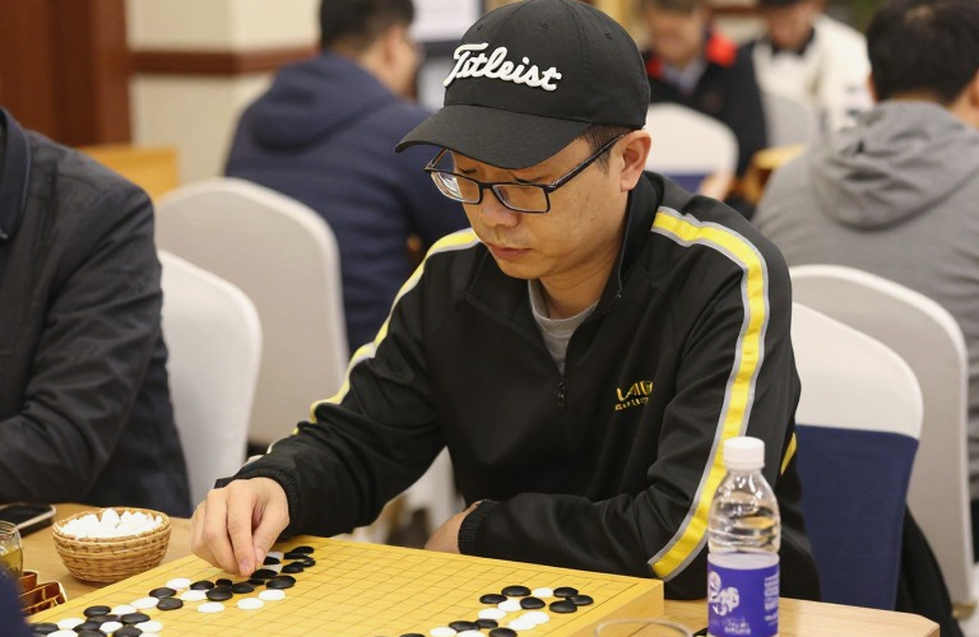 ChessBase tháng 8/2026: Cập nhật Petroff và khoảng lặng lý thuyết